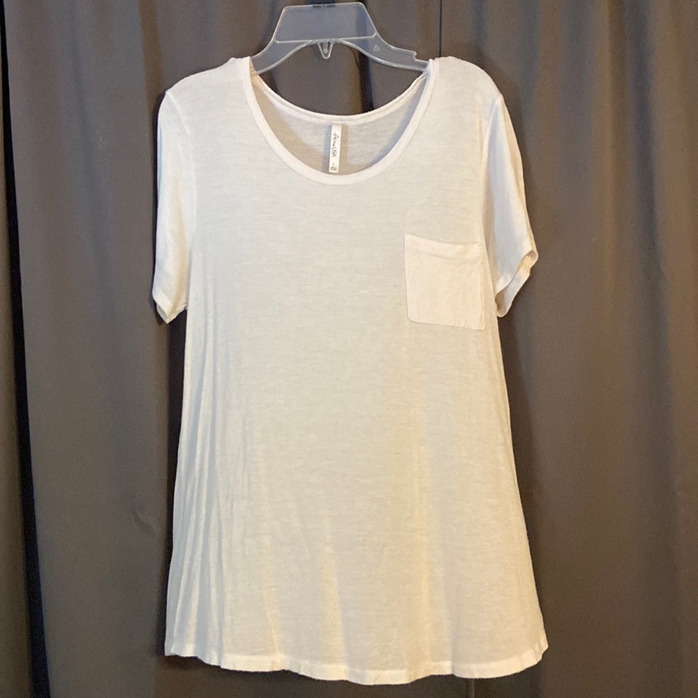 White Short Sleeve Pocket Tee